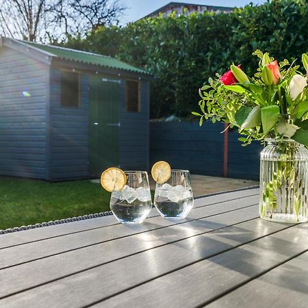 Pet Friendly With A Hot Tub Villa Hednesford Bagian luar foto