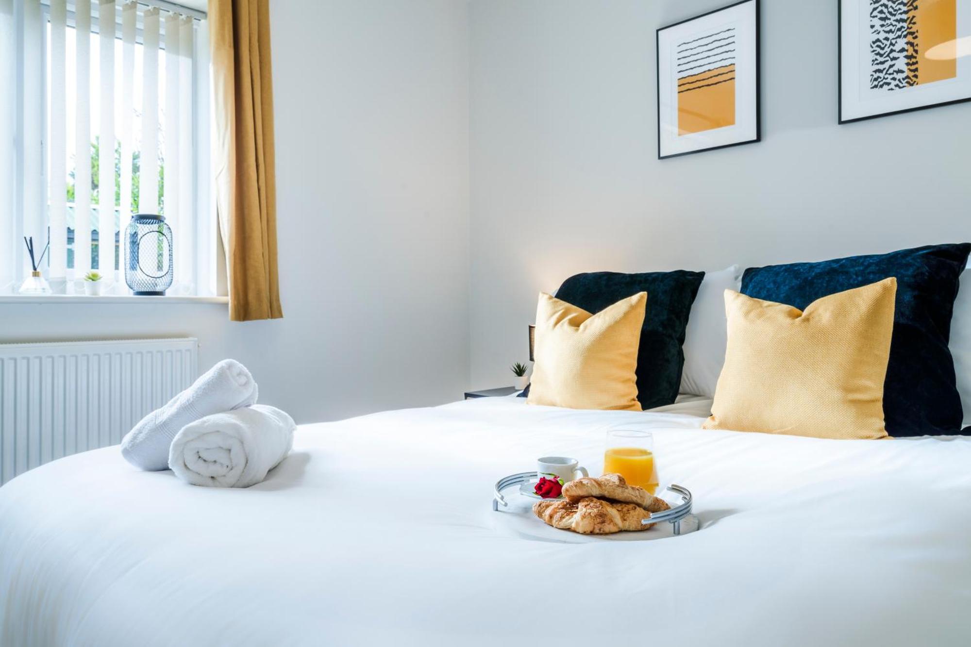 Pet Friendly With A Hot Tub Villa Hednesford Bagian luar foto