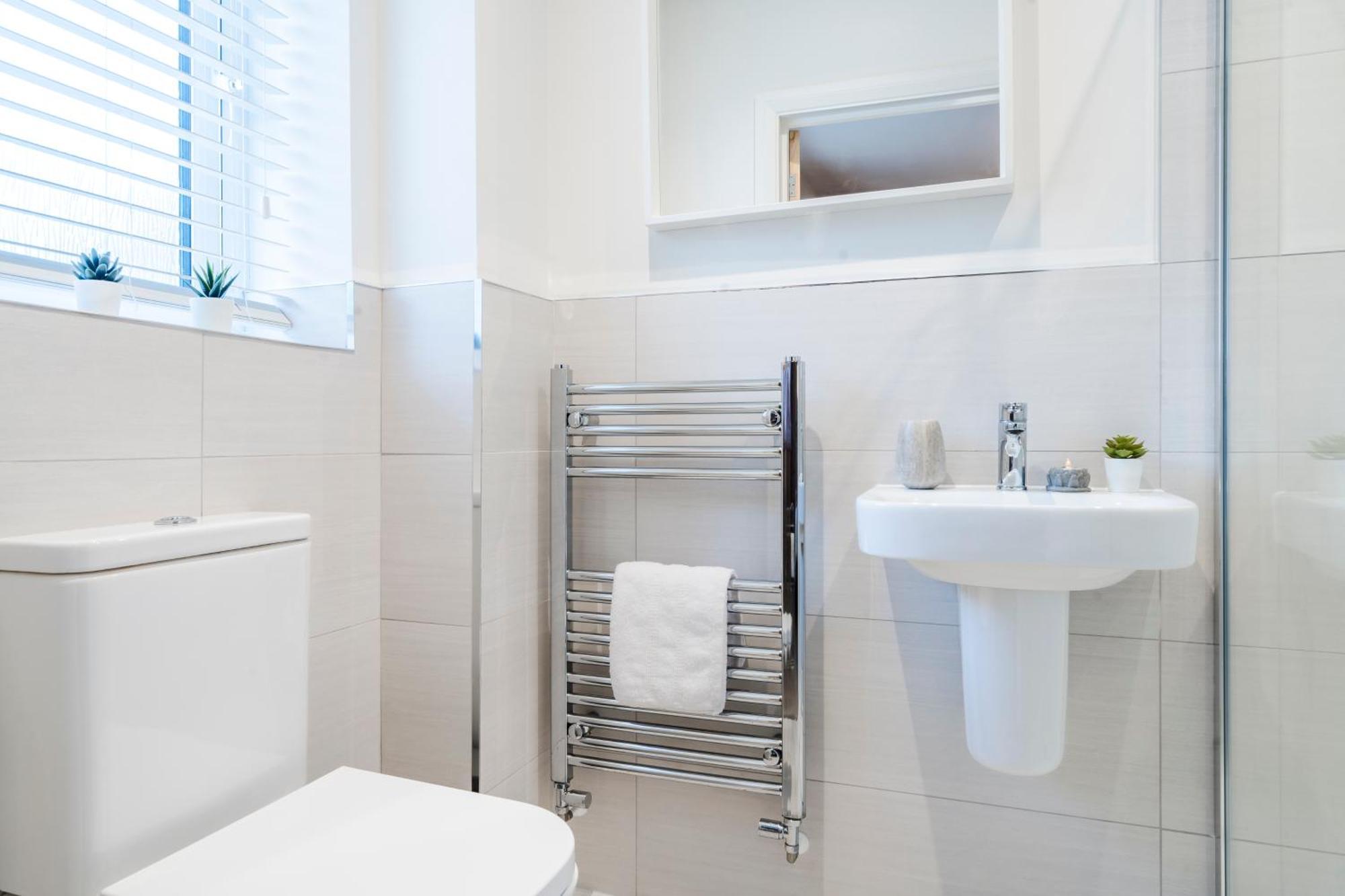 Pet Friendly With A Hot Tub Villa Hednesford Bagian luar foto
