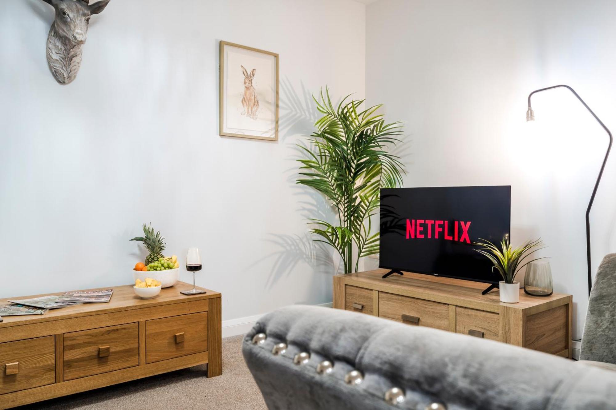 Pet Friendly With A Hot Tub Villa Hednesford Bagian luar foto
